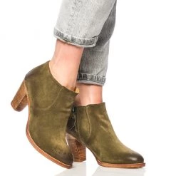 N.d.c. Made By Hand DIANI | Bosco